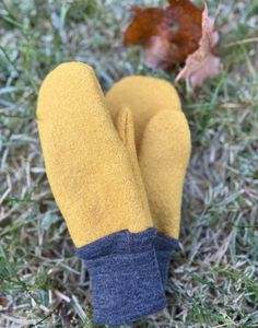 Hovedbilde Votter 100% ull 4-9 &aring;r Farge  GUL 🌞 