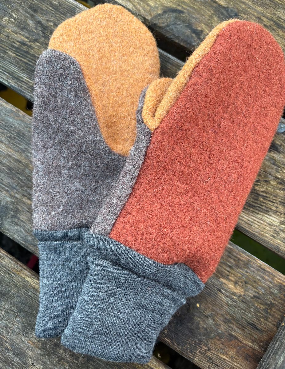 Votter 100% ull 4-9 år Farge  Colorblocking