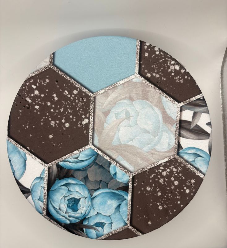 Bakebolle trekk MEDIUM GEO print